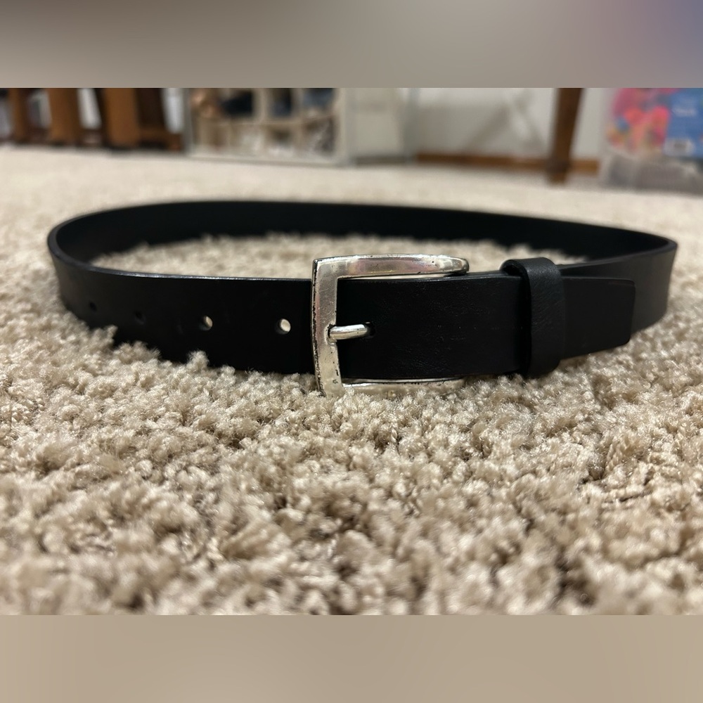 Vintage Liz Claiborne Black Leather Belt